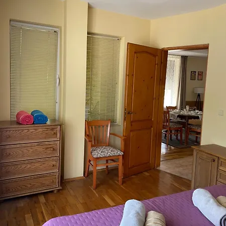 цветно Apartman *