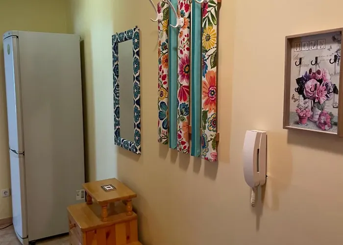 아파트 цветно *